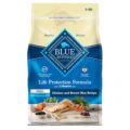 Blue Buffalo Life Protection Formula Natural Adult Dry Dog Food, Chicken and Brown Rice 5-lb Trial Size Bag by Blue Buffalo